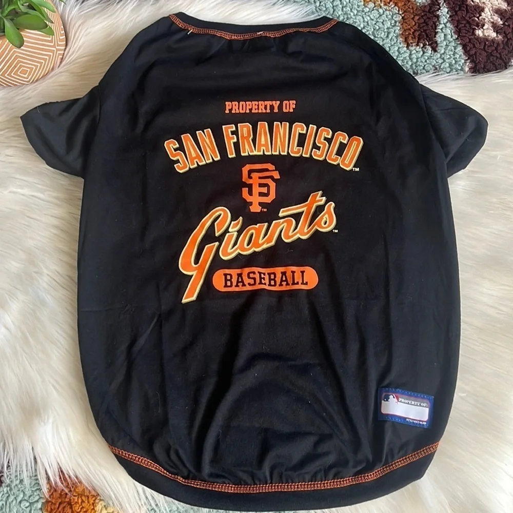 nwot // pets first official mlb sf San Francisco giants baseball T-shirt size xl